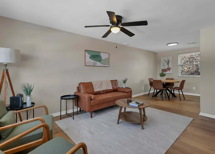 The Neff Nest - 1 Bedroom Flat *