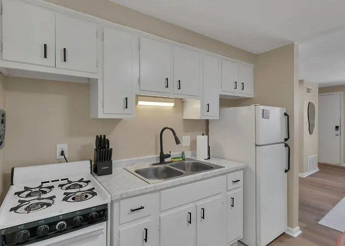 The Neff Nest - 1 Bedroom Flat *